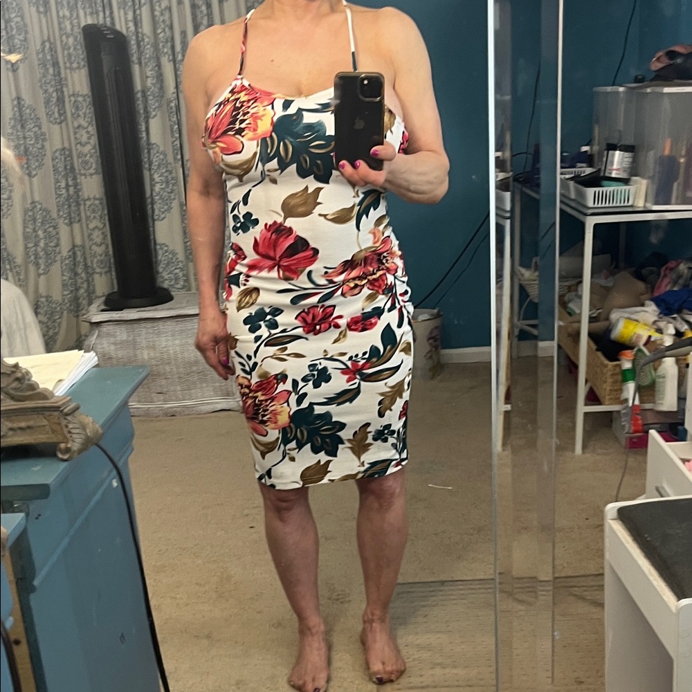 Floral White Spaghetti-Strap Bodycon Dress